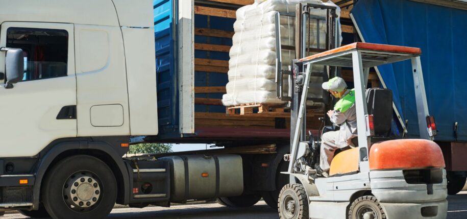 10 Steps to Track Labor Productivity in Warehouse